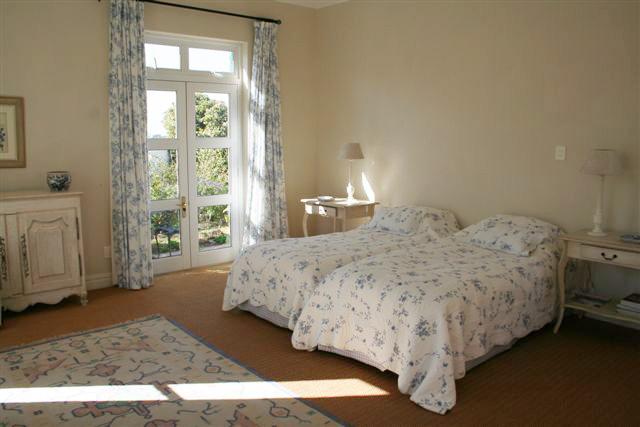 2 Bedroom Property for Sale in Steenberg Estate Western Cape